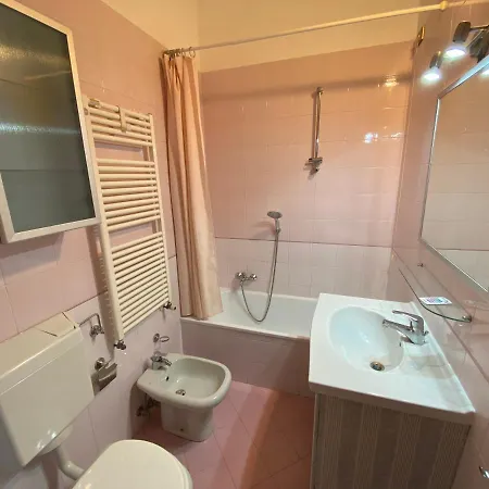 Provenzali Apartment *